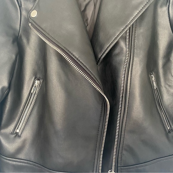 ASOS Black Faux Leather Biker Jacket Size UK 8 - Picture 3 of 4